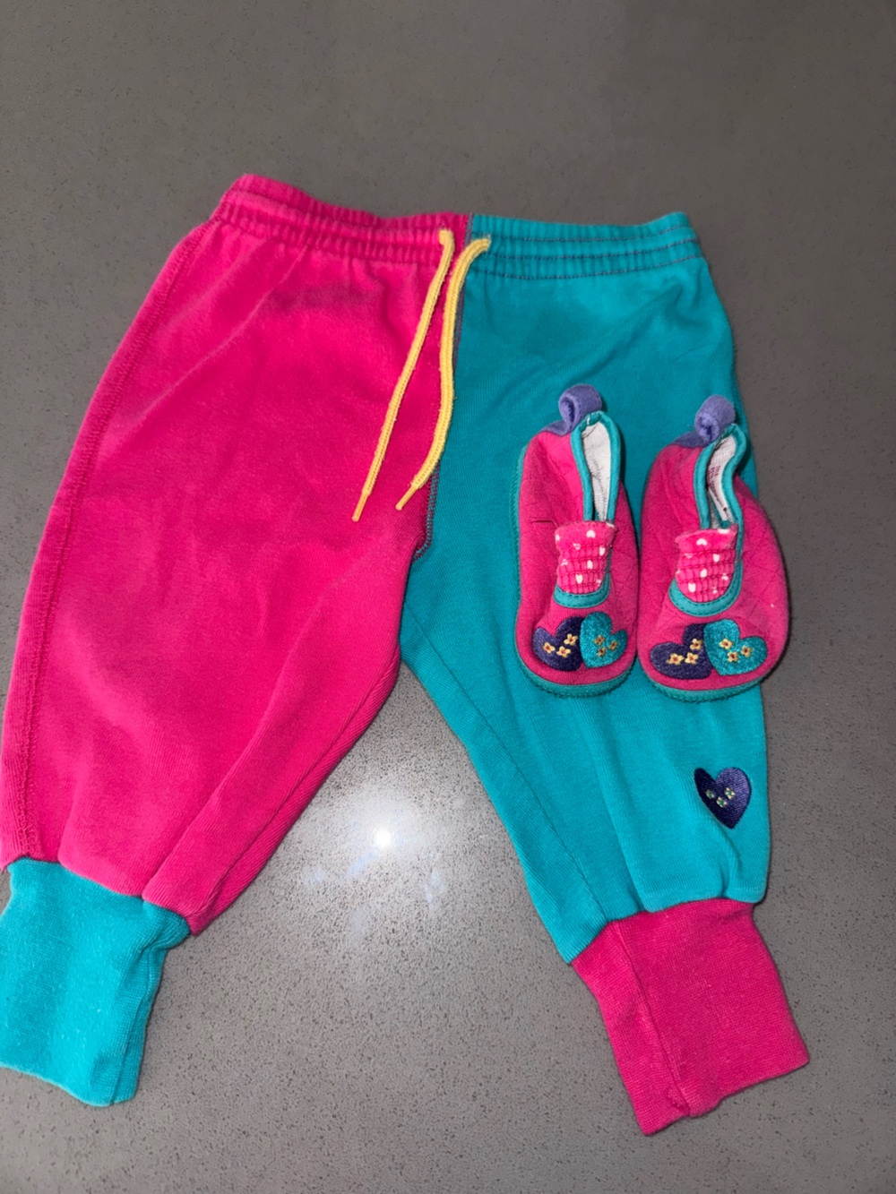 Vintage rainbow 🌈 Gymboree Pink and Teal Infant Outfit and matching shoes